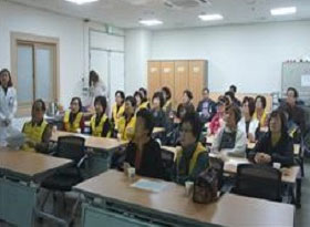 Volunteer Training Session1photo